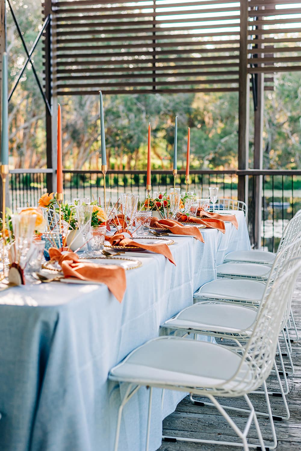 Bright Mid-Century Summer Wedding Inspiration with Sunburst Details