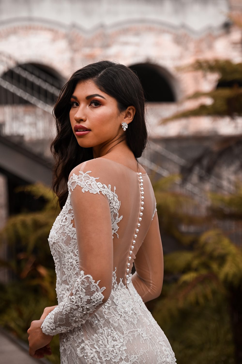 10 Ways to Choose Between Wedding Dresses | Highlight Reel Productions