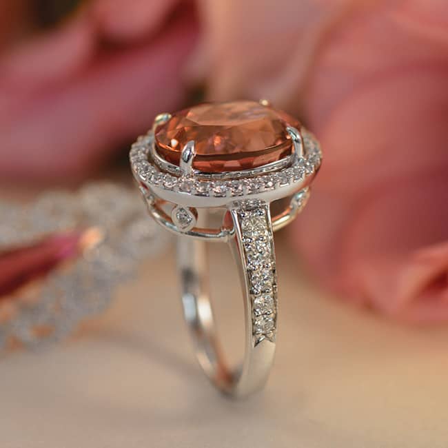 Coloured-Stone-Engagement-Ring-Tips-Design-3