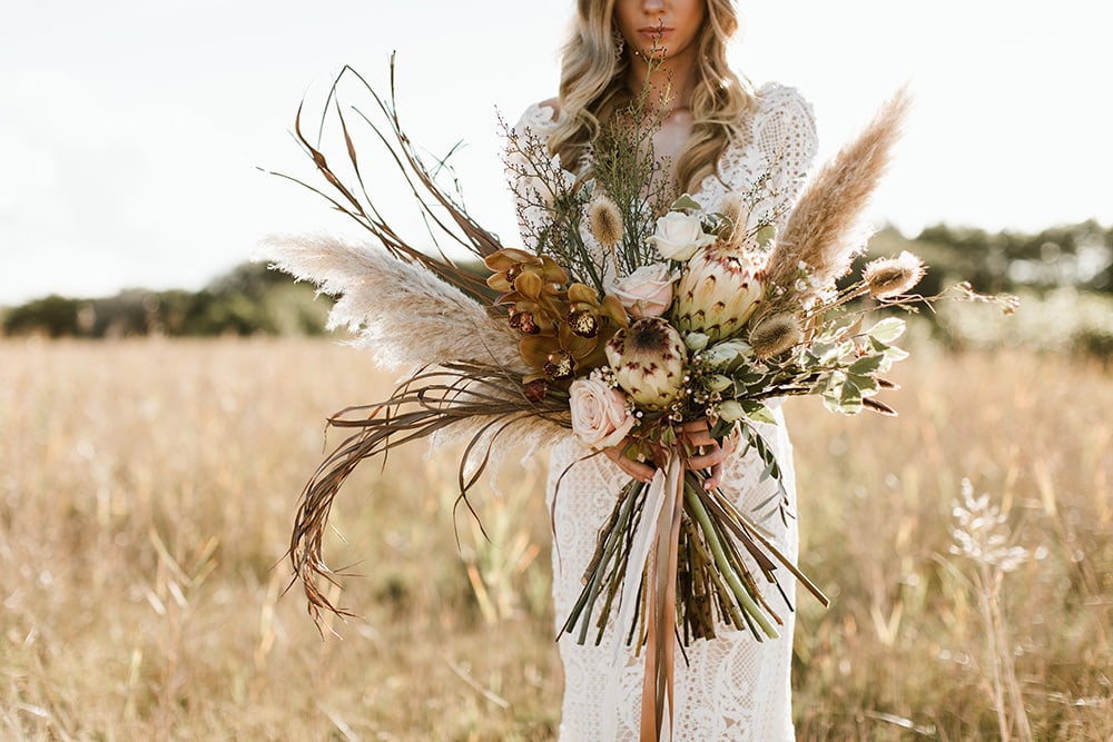 Fields of Gold Wedding Inspiration | Photography: Sam McGrath Photographer