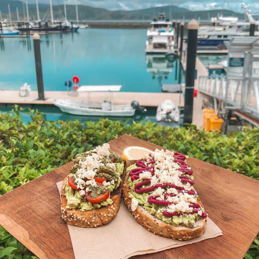 Honeymoon in The Whitsundays | Airlie Beach Restaurants | Bohemian Raw Cafe
