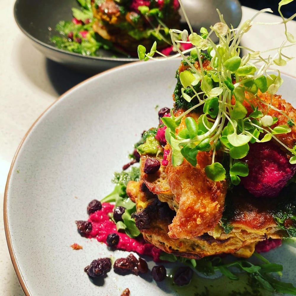 Honeymoon in The Whitsundays | Airlie Beach Restaurants | The Deck