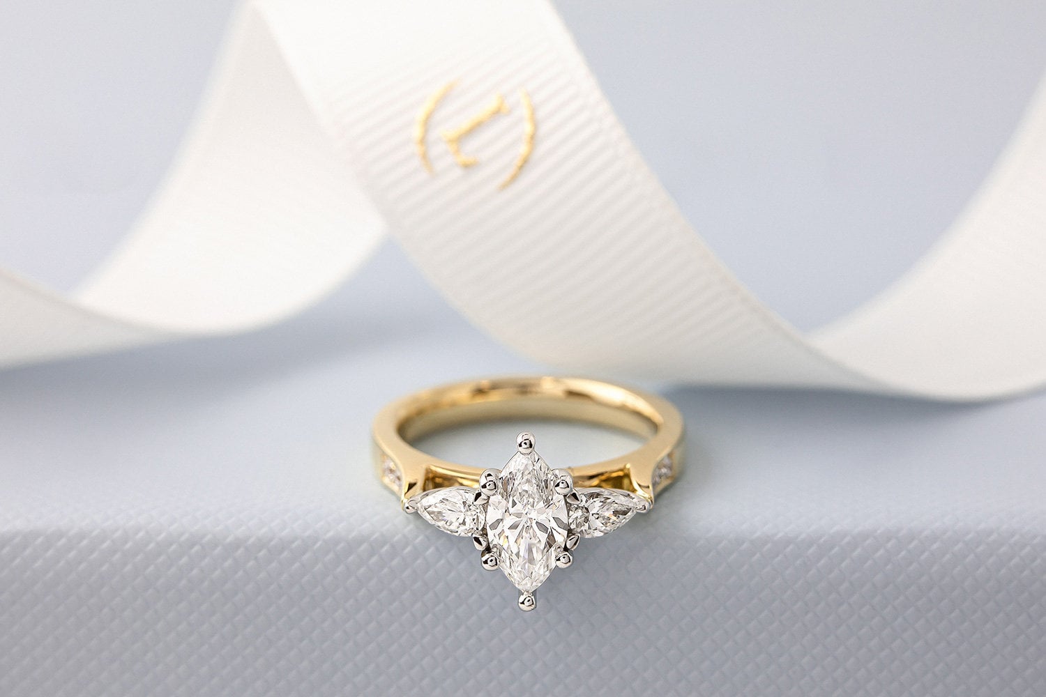 How much does a diamond engagement ring cost in Australia?