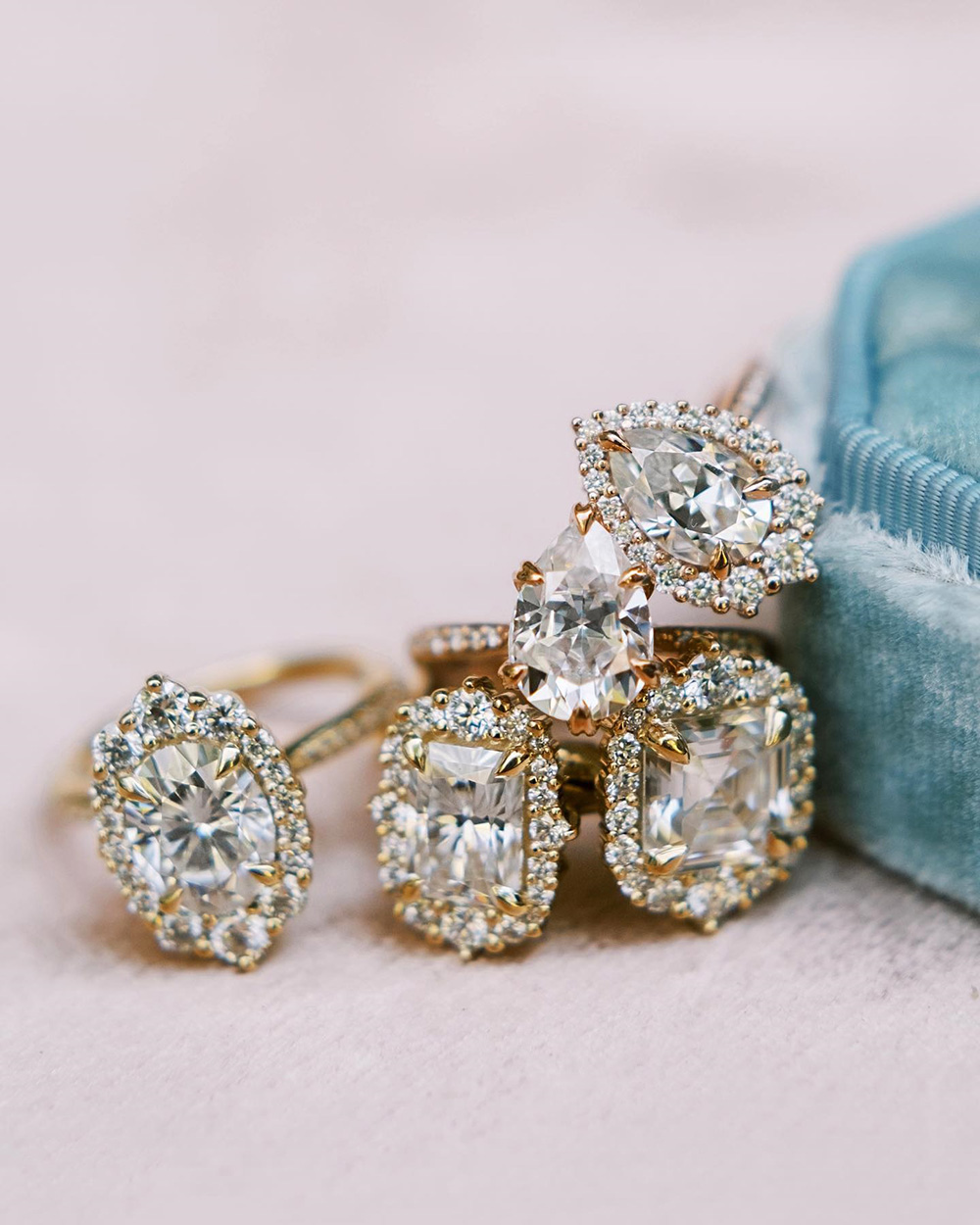 How to Choose an Engagement Ring That Fits Your Partner Perfectly | Photography: Sophie Kay | Rings: Kristin Coffin
