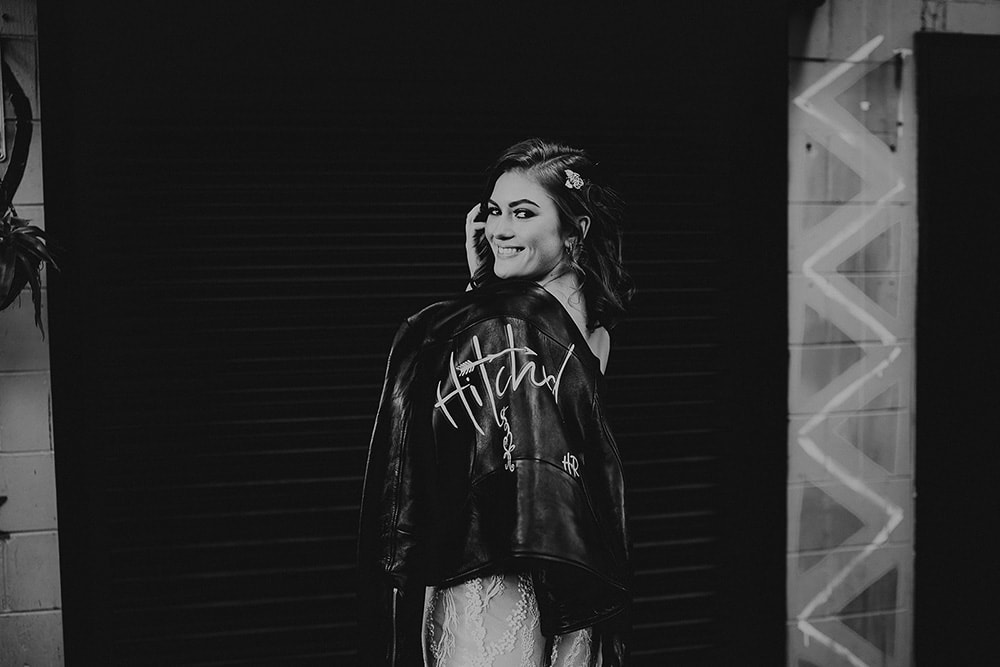 Intimate Modern Wedding Inspiration in Rust, Stone & Black | Photography: Doe and Deer Photography