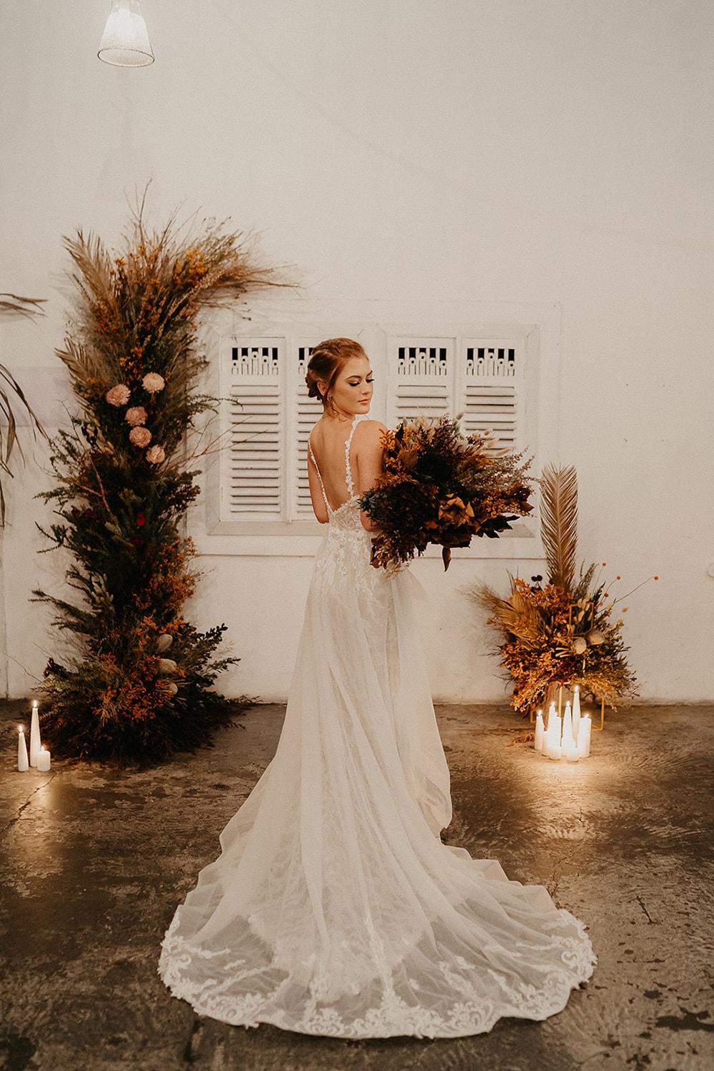 Intimate Modern Wedding Inspiration in Rust, Stone & Black | Photography: Doe and Deer Photography