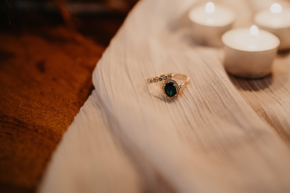 Intimate Modern Wedding Inspiration in Rust, Stone & Black | Photography: Doe and Deer Photography