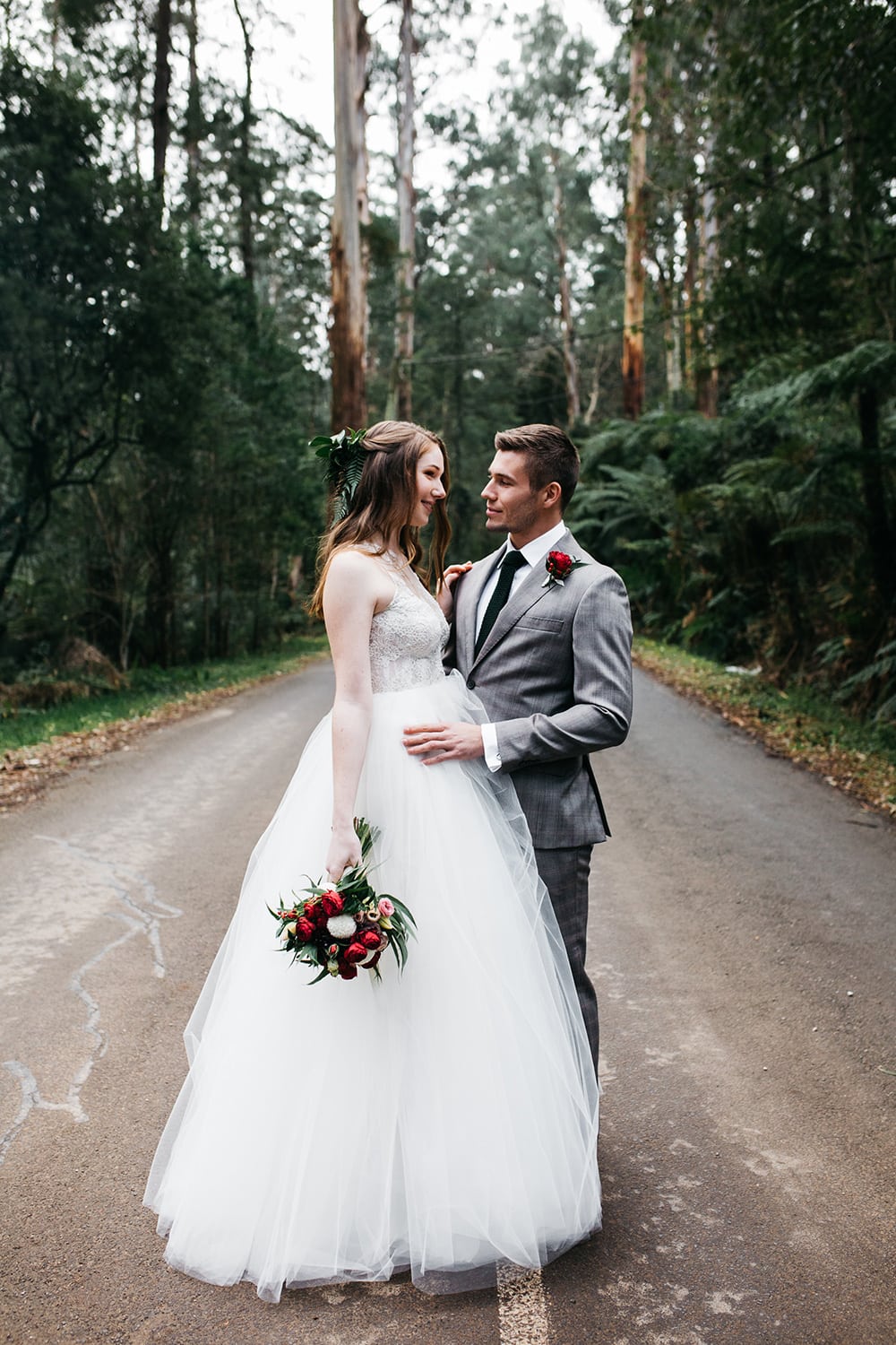 Intimate Woodland Elopement Inspiration | Photography: Madison Mortimer