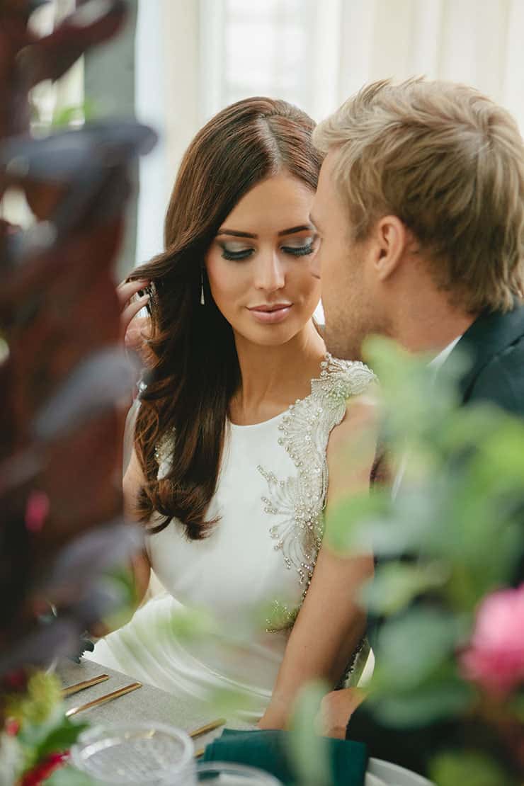 Modern-Restaurant-Wedding-Inspiration-14