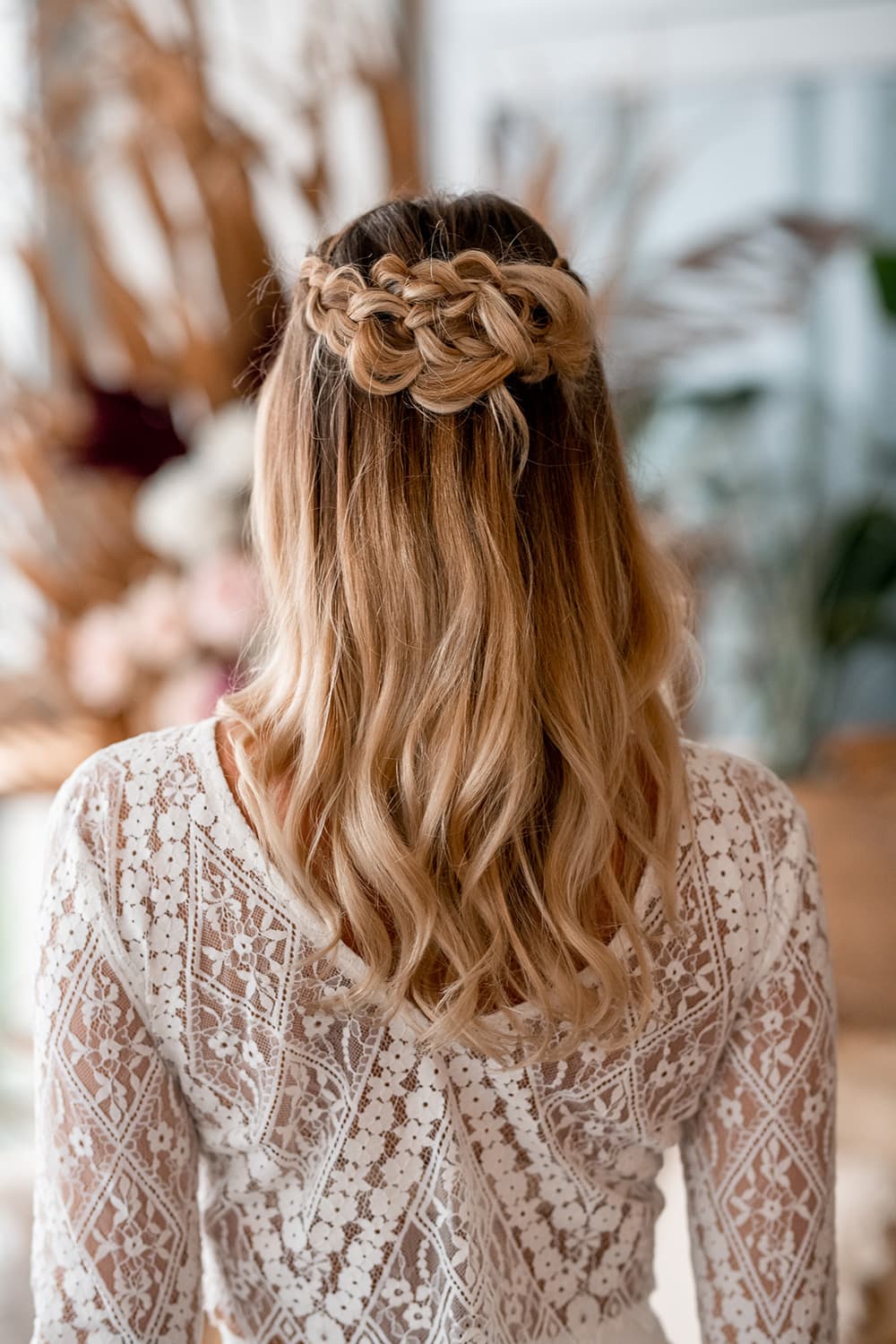 Natural Boho Beach Wedding Inspiration | Photography: Michael Boyle Photography