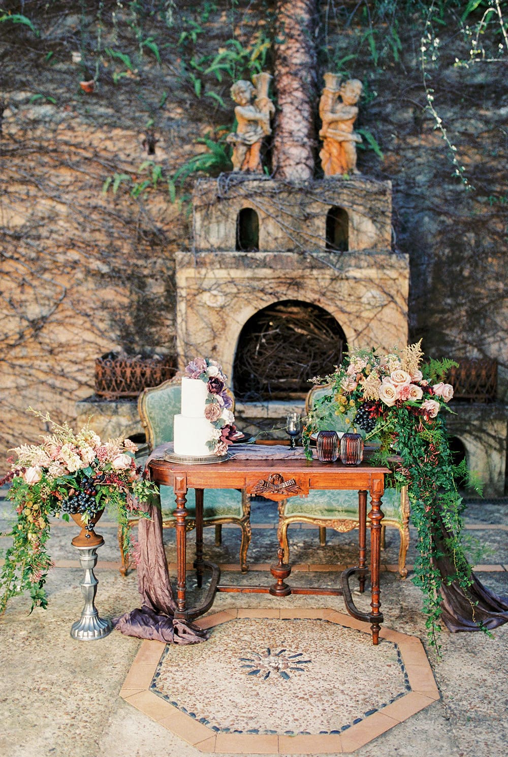 Romantic European Inspired Wedding Ideas | Photography: Casey Jane Photography