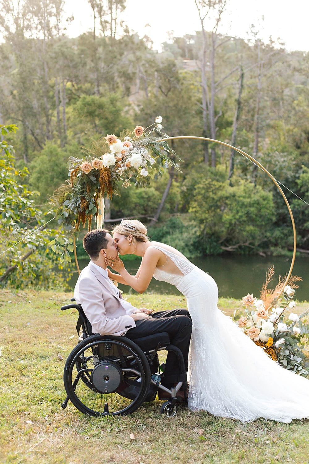Romantic Riverside Boho Wedding Inspiration | Photography: Poppy and Sage
