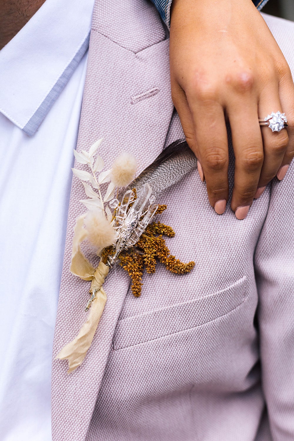 Romantic Riverside Boho Wedding Inspiration | Photography: Poppy and Sage