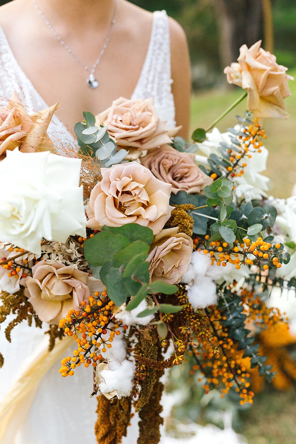 Romantic Riverside Boho Wedding Inspiration | Photography: Poppy and Sage