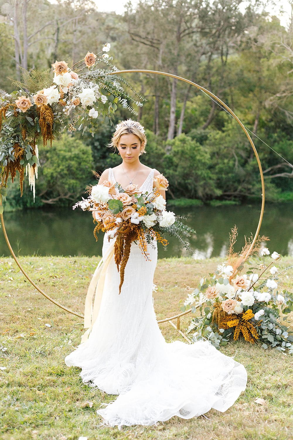 Romantic Riverside Boho Wedding Inspiration | Photography: Poppy and Sage