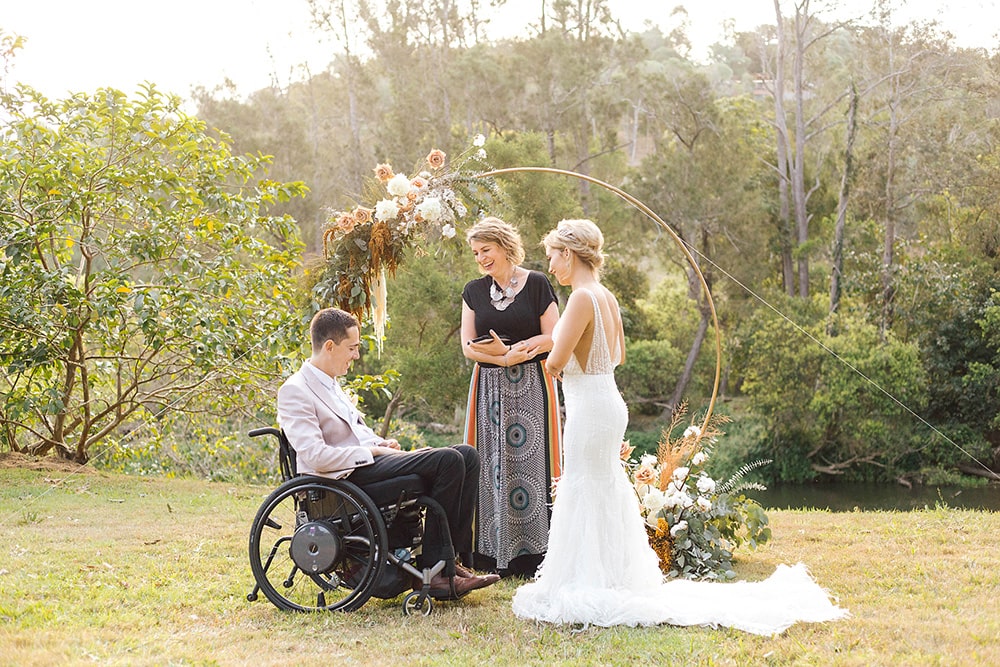 Romantic Riverside Boho Wedding Inspiration | Photography: Poppy and Sage