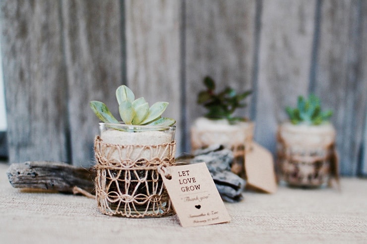 Tips for shopping Etsy for your wedding