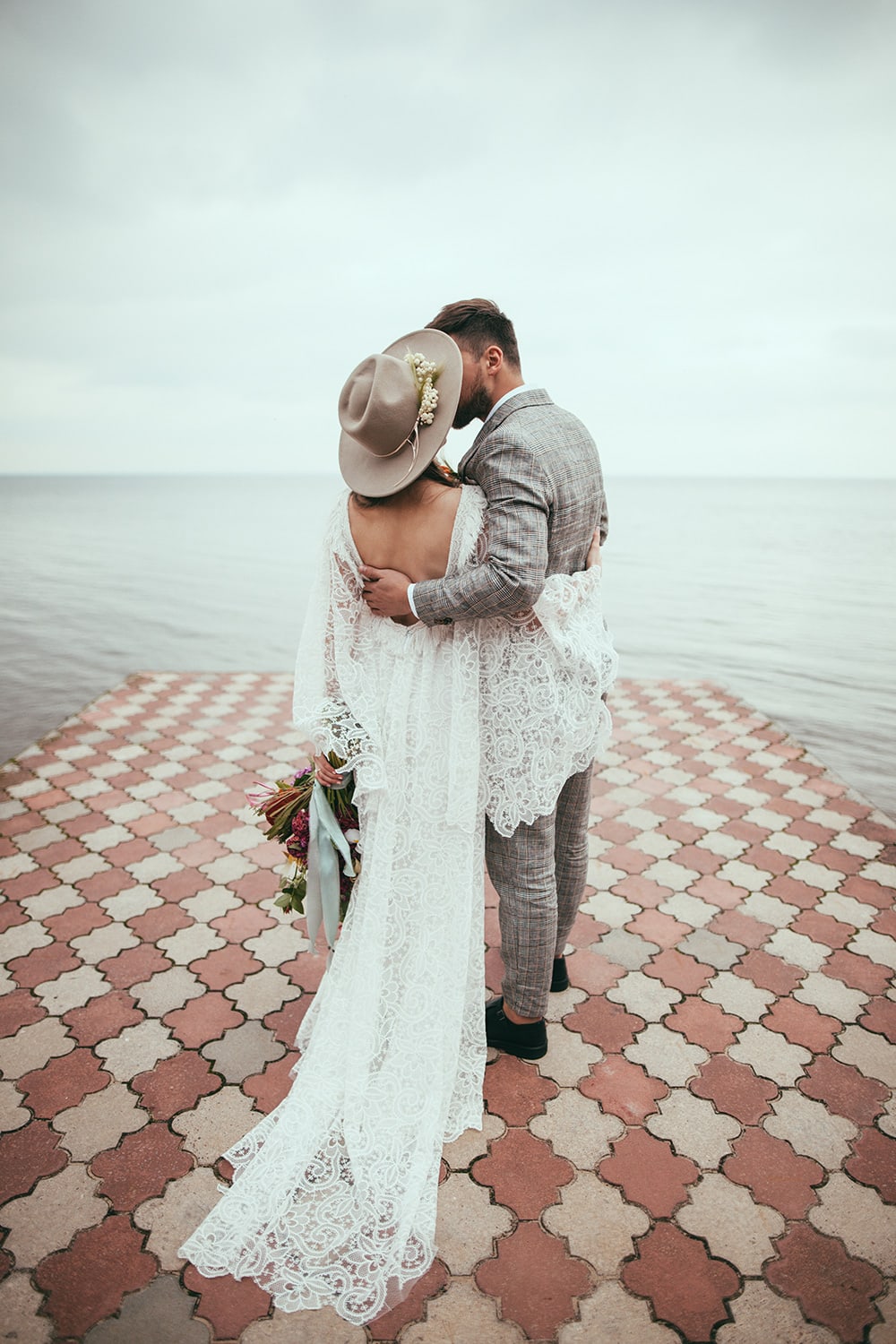 The Best Wedding Advice from Newlyweds