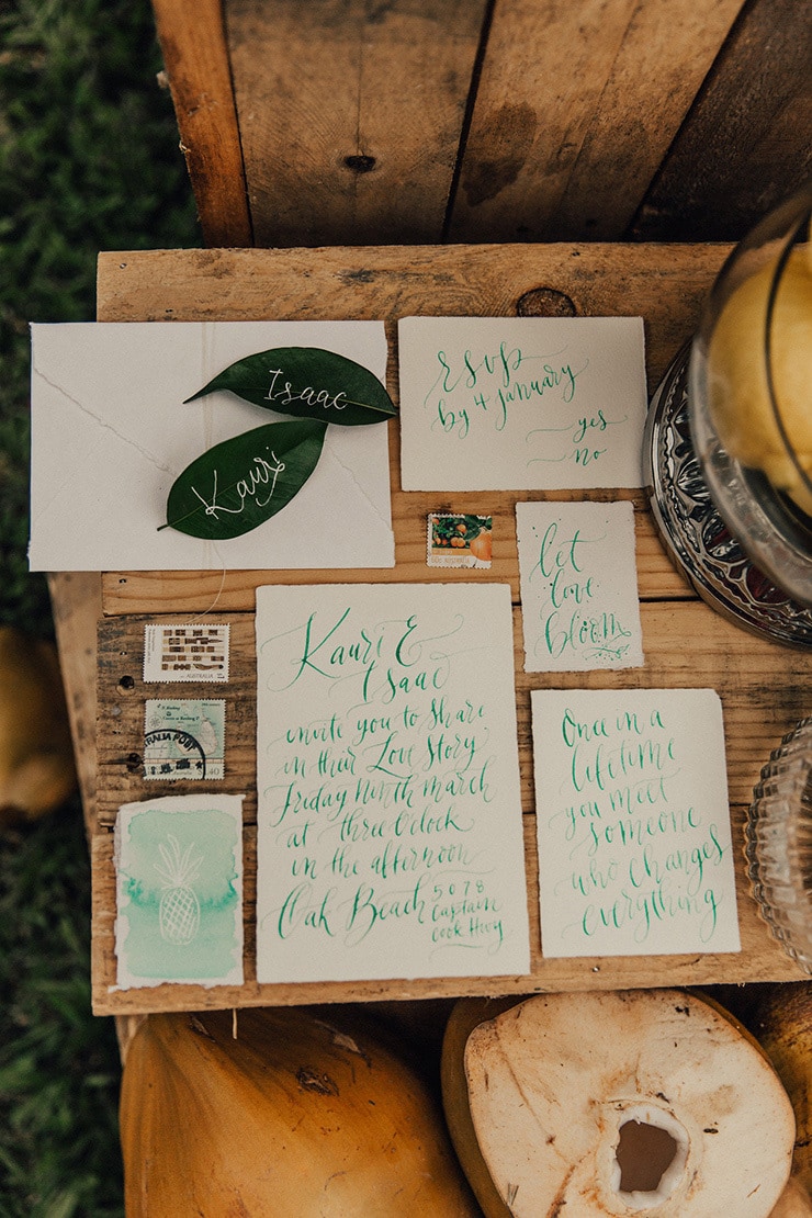 Tropical Picnic Elopement Inspiration | The Seitter Wood House