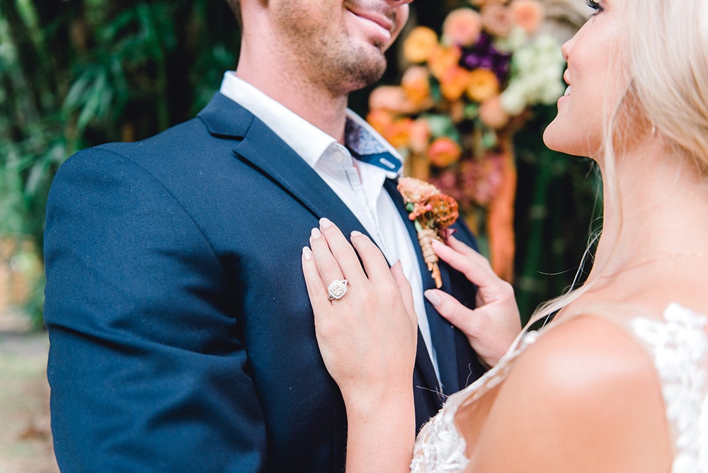 Violet Sunset Wedding Inspiration | Photography: Joy Philippe Photography