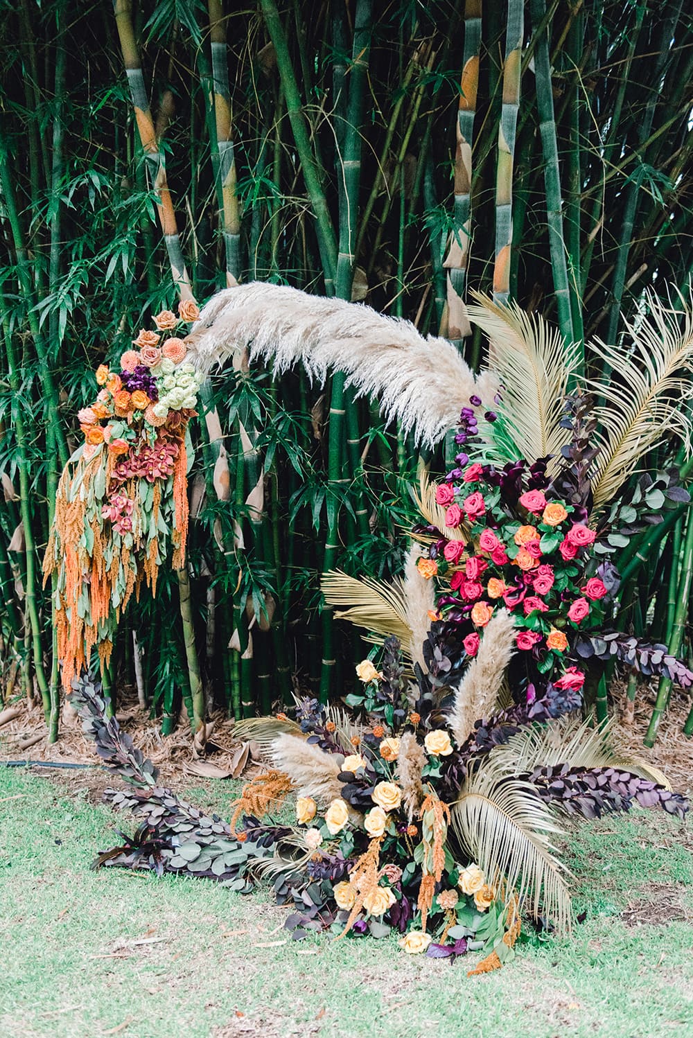 Violet Sunset Wedding Inspiration | Photography: Joy Philippe Photography