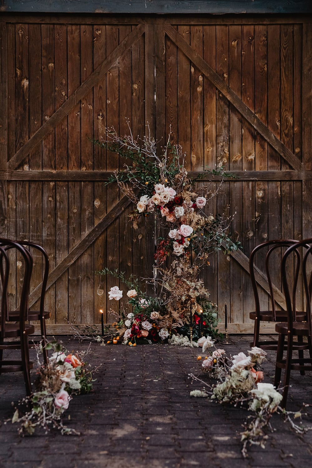 Wildly Romantic Barn Wedding Inspiration | Photography: Anna Pretorius Photography